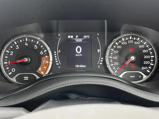 クライスラー・ジープ ジープ レネゲード ナイトイーグル 東京都 2022(令4)年 1.9万km 白 純正ディスプレイオーディオ/バックカメラ/BSＭ/ＡＣＣ/ドラレコ/ＥＴＣ/純正18インチアルミホイール/ワンオーナー