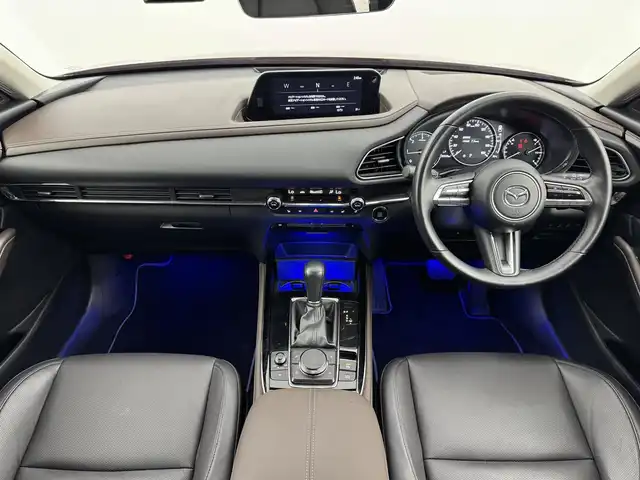 マツダ ＣＸ－３０ XD Lパッケージ 福岡県 2021(令3)年 3.6万km ソウルレッドクリスタルM 純正８．８型ナビ　/３６０°ビューモニター　/ＥＴＣ　/前後ドライブレコーダー　/マツダレーダークルーズコントロール　/コーナーセンサー　/スマートブレーキサポート　/レーンキープ　/ＢＳＭ　/アクセル踏み間違い防止　/パドルシフト　/パワーバックドア　/本革シート　/パワーシート　/シートヒーター　/ステアリングヒーター　/ＬＥＤヘッドライト