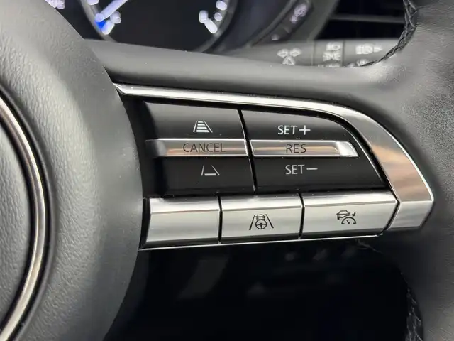 マツダ ＣＸ－３０ XD Lパッケージ 福岡県 2021(令3)年 3.6万km ソウルレッドクリスタルM 純正８．８型ナビ　/３６０°ビューモニター　/ＥＴＣ　/前後ドライブレコーダー　/マツダレーダークルーズコントロール　/コーナーセンサー　/スマートブレーキサポート　/レーンキープ　/ＢＳＭ　/アクセル踏み間違い防止　/パドルシフト　/パワーバックドア　/本革シート　/パワーシート　/シートヒーター　/ステアリングヒーター　/ＬＥＤヘッドライト