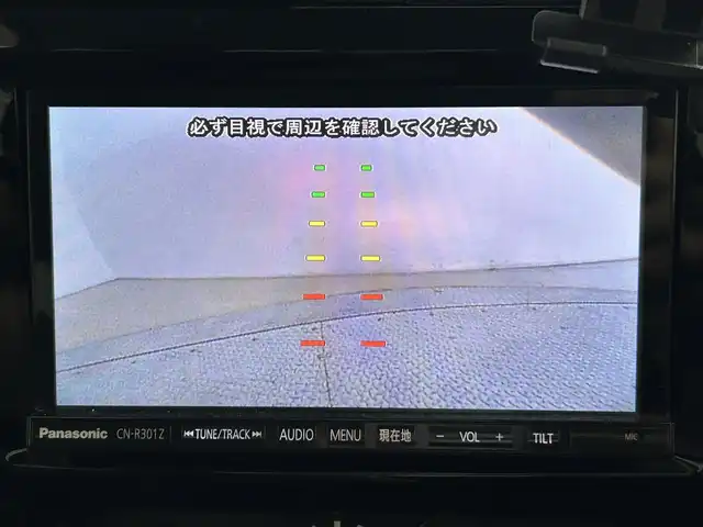 スズキ ジムニー ランドベンチャー 道央・札幌 2015(平27)年 8.7万km クールカーキPM ・４WD/・Panasonicメモリーナビ(CN-R301Z)/　CD/DVD/SD/BT/フルセグTV/・バックカメラ/・ステアリングスイッチ/・ドライブレコーダー/・ETC/・ハロゲンヘッドライト/・フロントフォグランプ/・ヘッドランプレベライザー/・ドアミラーウィンカー/・ミラーヒーター/・ドアバイザー/・専用シート表皮/・D席シートヒーター/・本革巻きステアリング/・純正16インチAW/・純正フロアマット/・キーレス/・スペアキー/・取扱説明書/・保証書