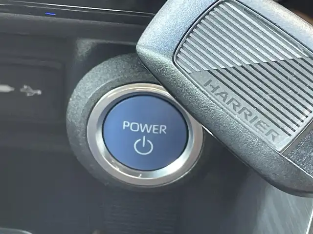 トヨタ ハリアー ハイブリッド G 福岡県 2020(令2)年 5.8万km センシュアルレッドマイカ トヨタセーフティセンス/PCS/LDA/クリアランスソナー/純正ナビ/フルセグTV/BT/AM/FM/AUX/applecarplay/androidauto/Miracast/バックカメラ/パワーバックドア/デジタルインナーミラー/ハーフレザー/パワーシート/ＢＳＭ/レーダークルーズコントロール/純正ＡＷ/ビルトインETC/スマートキー/プッシュスタート
