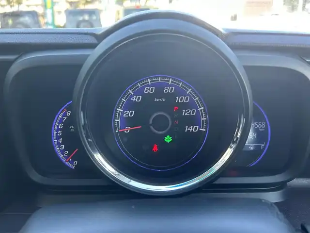 ホンダ Ｎ ＯＮＥ プレミアム Lパッケージ 鳥取県 2013(平25)年 4.5万km プレミアムホワイトパール 純正オーディオ/・CD/USB/AUX/スマートキー/プッシュスタート/オートエアコン/ECONボタン/ウィンカー付き電動格納ミラー/純正AW/オートライト/キセノンライト/W＆サイドエアバック/カーテンエアバック　