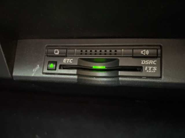 レクサス ＮＸ 200t Iパッケージ 石川県 2015(平27)年 12.1万km 赤 純正ナビ　フルセグＴＶ　パノラマモニター　ＬＥＤヘッドライト　パワーバックドア　革シート　シートヒーター　ハンドルヒーター　クルコン　レーダーブレーキ　コーナーセンサー　パワーシート　ＥＴＣ