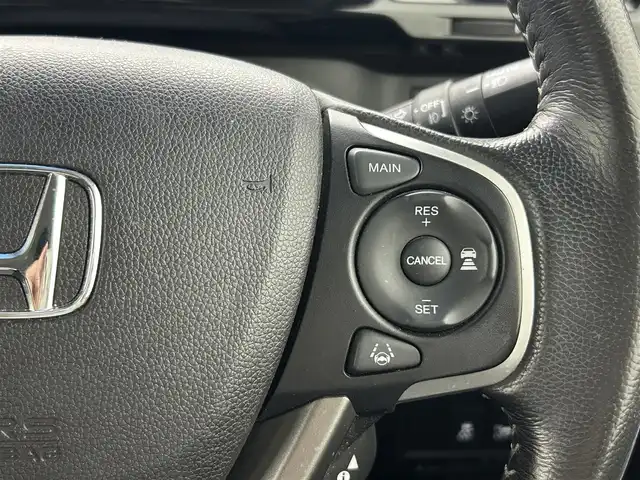 ホンダ ステップワゴン スパーダ ハイブリッド G ホンダセンシング 熊本県 2019(平31)年 4.6万km プレミアムスパークルブラックパール 純正ナビ（ＣＤ・ＤＶＤ・フルセグ・ＢＴ・ＳＤ・ＵＳＢ）/バックカメラ　/純正フリップダウンモニター　/社外前後ドライブレコーダー　/ビルトインＥＴＣ　/両側パワースライドドア　/クルーズコントロール/衝突軽減ブレーキ/レーンキープアシスト/横滑り防止/アイドリングストップ/純正フロアマット/純正16インチAW/オートライト/LEDヘッドライト/フォグランプ/スマートキー/プッシュスタート