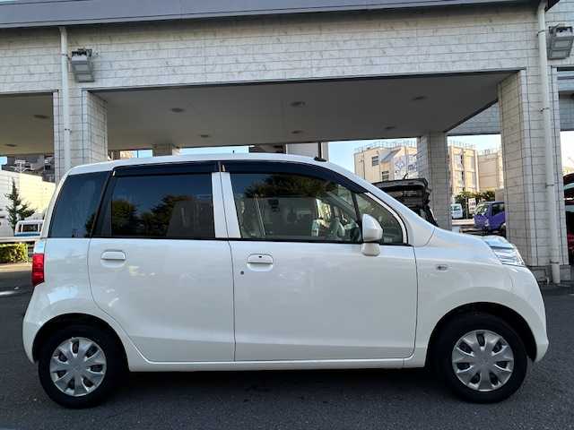 ホンダ ライフ G スマートプラス 東京都 2011(平23)年 1.4万km プレミアムホワイトパール ワンオーナー/社外SDナビ/Bluetooth/フルセグTV/バックカメラ/AM・FM/CD・DVD/オートエアコン(AAC)/スマートキー/ETC/ABS/盗難防止装置/ハロゲンヘッドライト/エアバッグ(ダブル)/保証書＆取扱説明書