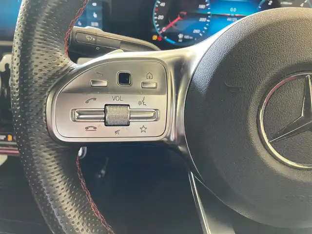メルセデス・ベンツ ＣＬＡ２００ｄ AMGライン 熊本県 2019(令1)年 4.5万km デジタルホワイト レザーエクスクルーシブパッケージ/パノラマサンルーフ/純正メモリナビ/Bluetooth/USB/AppleCarPlay/フルセグテレビ/360°カメラ/フルレザーシート/シートヒーター/パワーシート/アクティブステアリングアシスト/ヘッドアップディスプレイ/アクティブレーンキーピングアシスト/道路標識アシスト/アクティブブレーキアシスト/アテンションアシスト/ブラインドスポットモニター/レーンチェンジアシスト/インテリジェントライトシステム/純正LEDヘッドライト/ETC2.0/前後ドライブレコーダー