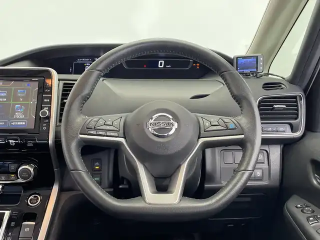 日産 セレナ ハイウェイスターVセレクションⅡ 栃木県 2019(平31)年 4.5万km ブリリアントホワイトパール 純正ナビ(MM518D-L)/(フルセグTV・Bluetooth・CD・DVD・Blu-ray・SD・USB・HDMI)/プロパイロット/全方位カメラ/バックカメラ/エマージェンシーブレーキ/レーンキープアシスト/オートクルーズコントロール/前後コーナーセンサー/前後ドライブレコーダー(DJ4-D)/両側パワースライドドア(ハンズフリー機能付き)/電動パーキングブレーキ/オートホールド/ETC/アイドリングストップ/パーキングアシスト/LEDヘッドライト/オートライト/スマートキー/スペアキー1本/取扱説明書/保証書