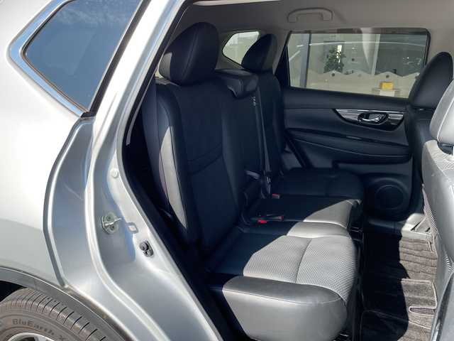 日産 エクストレイル 20Xi 愛知県 2019(令1)年 5.4万km ブリリアントシルバー 純正9型ナビ　SDカードなし/プロパイロット/全方位カメラ/レーダークルーズコントロール/フルセグ/CD DVD/Bluetooth/電動リアゲート/コーナーセンサー/純正アルミホイール/LEDヘッドライト/インテリジェントミラー/ドライブレコーダー/ETC/ステアリングスイッチ/スマートキー/プッシュスタート