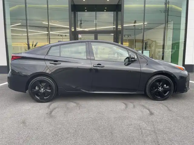 トヨタ プリウス S ツーリングセレ ブラックED 栃木県 2022(令4)年 10万km プレシャスブラックパール ワンオーナー /メーカーナビ/Bluetooth/フルセグTV走行中視聴可/パノラミックビューモニター/ステアリングリモコン/トヨタセーフティセンス/レーダークルーズコントロール/クリアランスソナー /ビルトインETC2.0/ブラックレザーシート/シートヒーター/前後ドライブレコーダー/LEDヘッドライト/純正17インチAW/AC100V電源/スマートキー