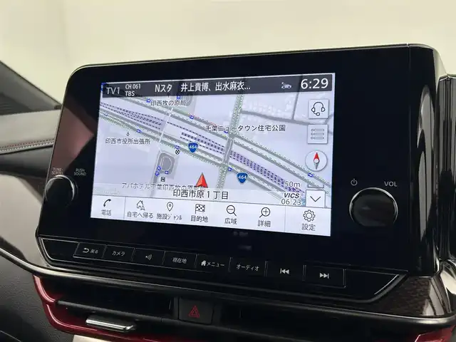 日産 オーラ ニスモ 千葉県 2022(令4)年 0.9万km ダークメタルグレー/スーパーブラック2トーン 禁煙車/エマージェンシーブレーキ/・ハンドル支援/・ブラインドスポットモニター/・駐車支援/・コーナーセンサー/・プロパイロット/純正９インチメモリナビ/・USB/HDMI/Bluetooth/Apple CarPlay/・アラウンドビューモニター/・インテリジェントルームミラー/・ビルトインETC２.０/革巻きステアリング/・ステアリングスイッチ/電子パーキング/・ブレーキホールド/純正フロアマット/純正１７インチAW/オートライト/・LEDヘッドライト/・LEDフォグランプ