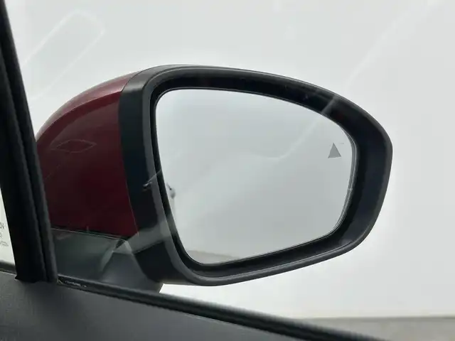 日産 オーラ ニスモ 千葉県 2022(令4)年 0.9万km ダークメタルグレー/スーパーブラック2トーン 禁煙車/エマージェンシーブレーキ/・ハンドル支援/・ブラインドスポットモニター/・駐車支援/・コーナーセンサー/・プロパイロット/純正９インチメモリナビ/・USB/HDMI/Bluetooth/Apple CarPlay/・アラウンドビューモニター/・インテリジェントルームミラー/・ビルトインETC２.０/革巻きステアリング/・ステアリングスイッチ/電子パーキング/・ブレーキホールド/純正フロアマット/純正１７インチAW/オートライト/・LEDヘッドライト/・LEDフォグランプ