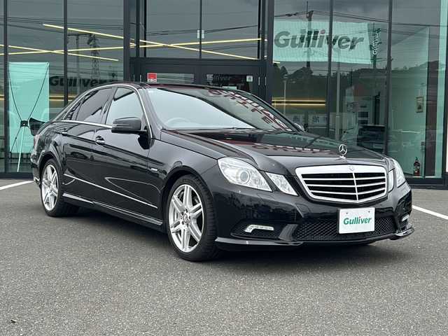 メルセデス・ベンツ Ｅ２５０ CGIBエフィAVG125！ED 鹿児島県 2011(平23)年 11.3万km オブシディアンブラック 純正ナビ/Bluetooth/HDD/エンジンスタートボタン/パワーステアリング/パワーウィンドウ/ETC/サンルーフ/電動リアゲート/純正フロアマット/純正アルミホイール/ABS/横滑り防止装置/AFS/クリアランスソナー/盗難防止装置