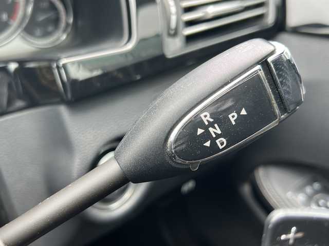 メルセデス・ベンツ Ｅ２５０ CGIBエフィAVG125！ED 鹿児島県 2011(平23)年 11.3万km オブシディアンブラック 純正ナビ/Bluetooth/HDD/エンジンスタートボタン/パワーステアリング/パワーウィンドウ/ETC/サンルーフ/電動リアゲート/純正フロアマット/純正アルミホイール/ABS/横滑り防止装置/AFS/クリアランスソナー/盗難防止装置