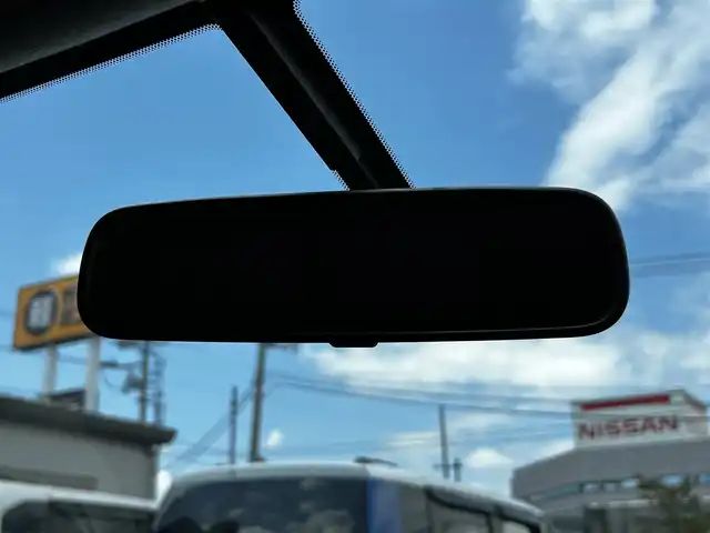 日産 ノート X DIG－S 福島県 2013(平25)年 4.1万km アルティメイトメタルシルバー 純正ナビ（AM/FM/CD/SD)/フルセグテレビ/バックモニター/プッシュスタート/アイドリングストップ/純正アルミホイール/純正フロアマット/横滑り防止装置/電動格納ドアミラー/ハロゲンヘッドライト/フォグライト