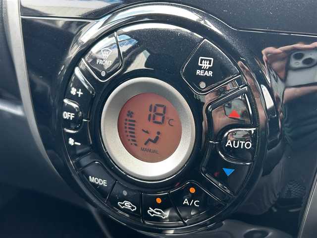 日産 ノート X DIG－S 福島県 2013(平25)年 4.1万km アルティメイトメタルシルバー 純正ナビ（AM/FM/CD/SD)/フルセグテレビ/バックモニター/プッシュスタート/アイドリングストップ/純正アルミホイール/純正フロアマット/横滑り防止装置/電動格納ドアミラー/ハロゲンヘッドライト/フォグライト