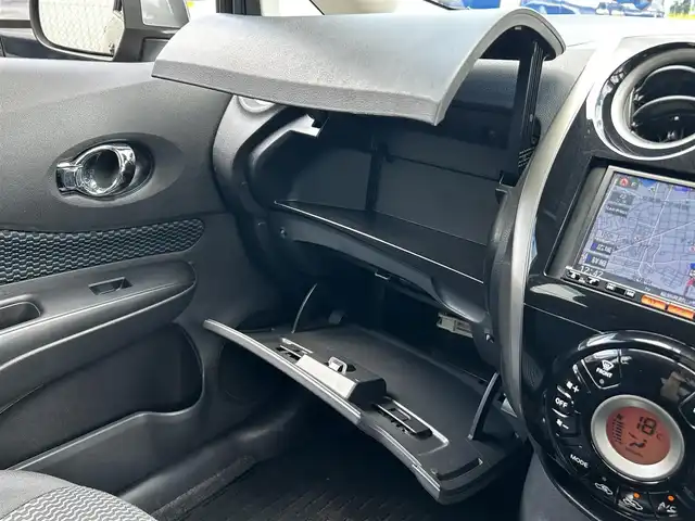日産 ノート X DIG－S 福島県 2013(平25)年 4.1万km アルティメイトメタルシルバー 純正ナビ（AM/FM/CD/SD)/フルセグテレビ/バックモニター/プッシュスタート/アイドリングストップ/純正アルミホイール/純正フロアマット/横滑り防止装置/電動格納ドアミラー/ハロゲンヘッドライト/フォグライト