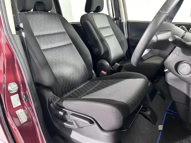 日産 セレナ e－パワー ハイウェイスター V 佐賀県 2020(令2)年 2.9万km マルーンレッド 純正10インチナビ/フルセグTV/CD/DVD/Bluetooth/純正11インチフリップダウンモニター/全方位カメラ/衝突被害軽減システム/レーダークルーズコントロール/レーンアシスト/ロードサインアシスト/駐車支援システム/クリアランスソナー/オートライト/オートマチックハイビーム/クリアランスソナー/電子パーキング/オートブレーキホールド/前方ドライブレコーダー/LEDヘッドライト/フォグライト/両側パワースライドドア/シートバックテーブル/後席サンシェード/ISOFIX対応シート/純正フロアマット/純正15インチアルミホイール/ステアリングスイッチ/プッシュスタート/スマートキー/スペアキー×１