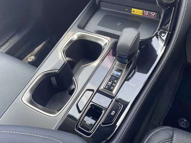レクサス ＮＸ 350h バージョンL 愛知県 2022(令4)年 2.5万km ソニッククォーツ ワンオーナー車　サンルーフ　黒革シート　全方位カメラ　ナビＴＶ　衝突被害軽減装置　レーンキーピングアシスト　ヘッドアップディスプレイ　置くだけ充電　全席シートヒーター　前席エアーシート　ＥＴＣ　ドライブレコーダー　100Vコンセント　パワーバックドア　ステアリングヒーター　保証書　取説書