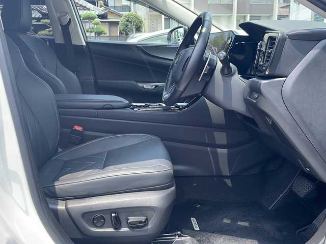 レクサス ＮＸ 350h バージョンL 愛知県 2022(令4)年 2.5万km ソニッククォーツ ワンオーナー車　サンルーフ　黒革シート　全方位カメラ　ナビＴＶ　衝突被害軽減装置　レーンキーピングアシスト　ヘッドアップディスプレイ　置くだけ充電　全席シートヒーター　前席エアーシート　ＥＴＣ　ドライブレコーダー　100Vコンセント　パワーバックドア　ステアリングヒーター　保証書　取説書