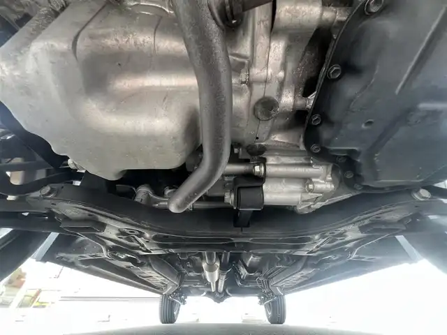 ダイハツ タフト G ダーククロムベンチャー 秋田県 2022(令4)年 4.9万km フォレストカーキメタリック ４WD/衝突軽減システム/LEDヘッドライト/社外メモリナビ（DVD/CD再生可能）/フルセグ/パノラマモニター（全方位カメラ）/ダイハツ純正15インチアルミ（夏タイヤ装着）/スマートキー/アイドリングストップ/プッシュスタート/レーンキープアシスト/コーナーセンサー/ダウンヒルアシストコントロール/オートマチックハイビーム/ステアリングスイッチ/前席シートヒーター/電動パーキングブレーキ/ブレーキホールド機能/ETC/ガラスルーフ/ルーフレール/社外フロアマット/社外ドアバイザー/オートライト/オートエアコン/パワーステアリング/パワーウィンドウ/横滑り防止/盗難防止装置/寒冷地仕様/電動格納ミラー/保証書/取扱説明書/記録簿