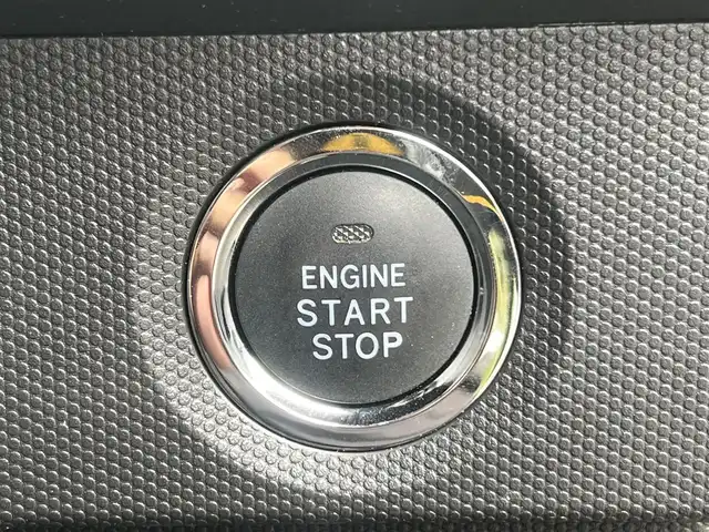 ダイハツ タフト G ダーククロムベンチャー 秋田県 2022(令4)年 4.9万km フォレストカーキメタリック ４WD/衝突軽減システム/LEDヘッドライト/社外メモリナビ（DVD/CD再生可能）/フルセグ/パノラマモニター（全方位カメラ）/ダイハツ純正15インチアルミ（夏タイヤ装着）/スマートキー/アイドリングストップ/プッシュスタート/レーンキープアシスト/コーナーセンサー/ダウンヒルアシストコントロール/オートマチックハイビーム/ステアリングスイッチ/前席シートヒーター/電動パーキングブレーキ/ブレーキホールド機能/ETC/ガラスルーフ/ルーフレール/社外フロアマット/社外ドアバイザー/オートライト/オートエアコン/パワーステアリング/パワーウィンドウ/横滑り防止/盗難防止装置/寒冷地仕様/電動格納ミラー/保証書/取扱説明書/記録簿