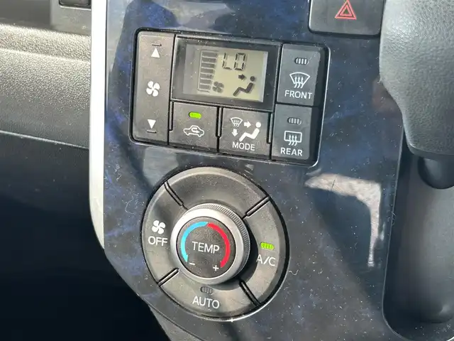 ダイハツ タント カスタムX トップED LTD SAⅢ 熊本県 2018(平30)年 5.7万km ディープブルークリスタルマイカ 純正ナビ/・AM/FM/CD/DVD/BT/SD/BT/USB/iPod/HDMI/・フルセグTV/・全方位カメラ/スマートアシスト３/・衝突警報機能/・衝突回避支援ブレーキ機能/・誤発進抑制制御機能/・車線逸脱警報機能/・路側逸脱警報機能/・ふらつき警報/・オートハイビーム/ダイアトーンサウンド/両側電動スライドドア/ステアリングスイッチ/ドライブレコーダー/ETC/オートライト/ハーフレザーシート/アイドリングストップ/電動格納ミラー/ウィンカーミラー/フロアマット/純正ドアバイザー/ロールサンシェード