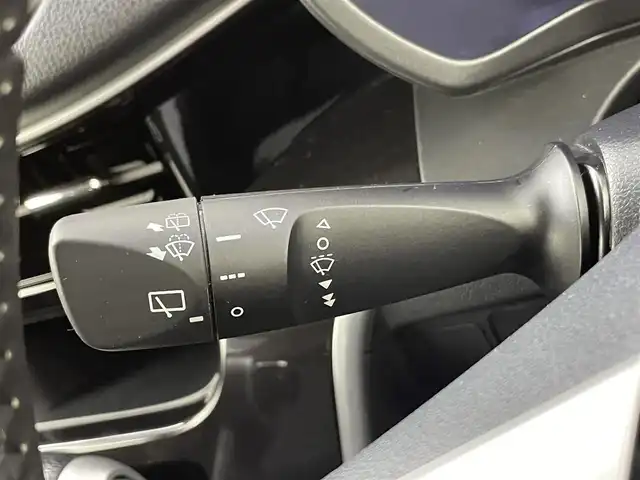 ダイハツ ムーヴ カスタム RS ハイパー SAⅢ 千葉県 2017(平29)年 3.1万km ファイアークォーツレッドM スマートアシスト3（衝突回避支援システム）/・衝突回避支援ブレーキ機能/・車線逸脱警報機能/・誤発進抑制制御機能（前方／後方）/・先行車発進お知らせ機能/・オートハイビーム/純正7インチメモリーナビ/・全方位カメラ/・Bluetooth接続/・CD/DVD再生/スマートキー/LEDヘッドライト/ハーフレザーシート/ターボ車