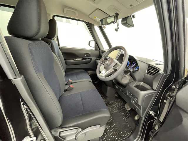 日産 ルークス ハイウェイスター Gターボ 熊本県 2021(令3)年 5.9万km ブラック 純正ナビ（ＣＤ・ＤＶＤ・フルセグ・ＢＴ・ＳＤ・ＵＳＢ）/全周囲カメラ　/純正前方ドライブレコーダー　/ビルトインＥＴＣ　/両側パワースライドドア　/前後クリアランスソナー　/衝突軽減ブレーキ　/レーンキープアシスト/エマージェンシーブレーキ/車線逸脱警報/先行車発進お知らせ機能/ふらつき警報機能/横滑り防止/アイドリングストップ/純正フロアマット/純正１５インチAW/オートライト/LEDヘッドライト/フォグライト/スマートキー/プッシュスタート/スペアキー1本