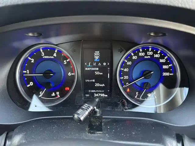 トヨタ ハイラックス Z 茨城県 2018(平30)年 3.5万km アティチュードブラックマイカ 安全機能装置/・衝突軽減システム/・レーンキープアシスト/・横滑り防止装置/ダウンヒルアシスト/センターデフロック/社外メモリナビ（型番：MDV-M705W）/　（AM/FM/BT）/バックカメラ/フルセグテレビ/ETC/クルーズコントロール/前後ドライブレコーダー/プッシュスタート/純正ドアバイザー/フロアマット