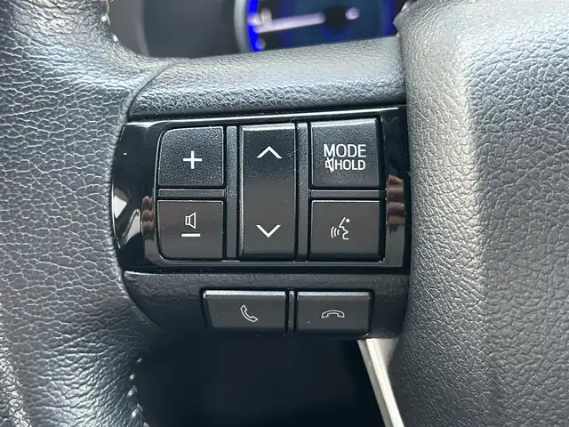 トヨタ ハイラックス Z 茨城県 2018(平30)年 3.5万km アティチュードブラックマイカ 安全機能装置/・衝突軽減システム/・レーンキープアシスト/・横滑り防止装置/ダウンヒルアシスト/センターデフロック/社外メモリナビ（型番：MDV-M705W）/　（AM/FM/BT）/バックカメラ/フルセグテレビ/ETC/クルーズコントロール/前後ドライブレコーダー/プッシュスタート/純正ドアバイザー/フロアマット