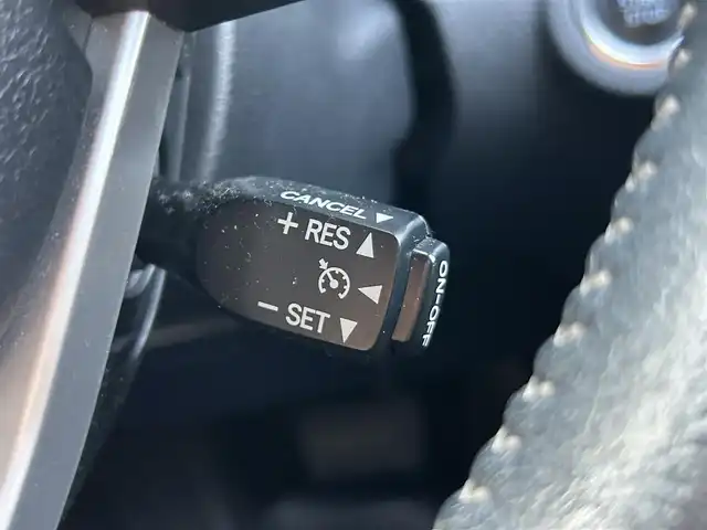 トヨタ ハイラックス Z 茨城県 2018(平30)年 3.5万km アティチュードブラックマイカ 安全機能装置/・衝突軽減システム/・レーンキープアシスト/・横滑り防止装置/ダウンヒルアシスト/センターデフロック/社外メモリナビ（型番：MDV-M705W）/　（AM/FM/BT）/バックカメラ/フルセグテレビ/ETC/クルーズコントロール/前後ドライブレコーダー/プッシュスタート/純正ドアバイザー/フロアマット