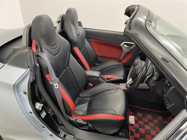 ダイハツ コペン セロS 埼玉県 2019(平31)年 3.5万km リキッドシルバーM 純正ナビ　バックカメラ　ＥＴＣ　ドライブレコーダー　シートヒーター　モモステアリング　ステアリングスイッチ　プッシュスタート　スマートキー　純正アルミホイール　ＬＥＤヘッドライト　地デジフルセグ
