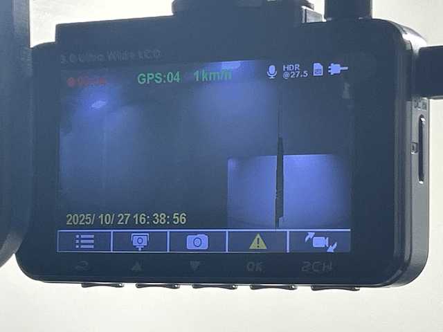 日産 エクストレイル 20Xi 神奈川県 2018(平30)年 6.5万km ダイヤモンドブラック 純正7型SDナビゲーション【MM317D-W】/フルセグ　CD DVD　iPod　AM　FM　Bluetooth　USB AUX　/アラウンドビューモニター/インテリジェントルームミラー/パワーバックドア/シルバールーフレール/プロパイロット/レーダークルーズコントロール/エマージェンシープレーキ/車線逸脱警報/ブラインドスポットモニター/クロストラヒックアラート/アイドリングストップ/前後ソナー/カブロン合皮シート/革巻きステアリング/ステアリングスイッチ/ECO/社外前後ドライブレコーダー/純正ビルトインETC/電動パーキングブレーキ/オートブレーキホールド/プッシュスタート/インテリジェントキー/純正リアスポイラー/LEDヘッドランプ/オートライト/LEDフロントフォグランプ/純正18インチアルミホイール/スペアキー