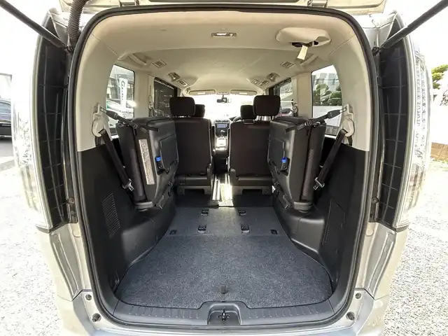 日産 セレナ ハイウェイスター Sハイブリッド 東京都 2013(平25)年 6万km ブリリアントシルバー ワンオーナー/純正ナビ（MM312D-W）/バックカメラ/パワースライドドア/リアオートエアコン/オートライト/取扱説明書/保証書