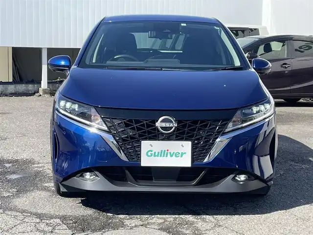 日産 ノート X 福島県 2022(令4)年 1.3万km オーロラフレアブルーパール 純正ナビ/フルセグＴＶ/ＣＤ/ＤＶＤ/ＦＭ・ＡＭ/全方位カメラ/デジタルインナーミラー/ドラレコ/デュアルエアコン/純正フロアマット/ドアバイザー/ＬＥＤヘッドライト