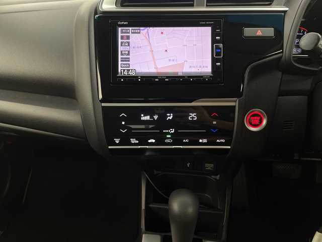 ホンダ フィット 13G L ホンダセンシング 新潟県 2017(平29)年 10万km プレミアムアガットブラウンP 4WD/メモリナビ　型式VXM-184VFi/CD/BT/DVD/バックカメラ/フルセグ/クルコン/ホンダセンシング/フォグ/夏タイヤAWセット