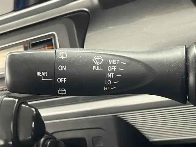 スズキ スペーシア ギア HYBRID XZ 愛知県 2019(平31)年 4.4万km ブリスクブルーメタリック/ガンメタリック2トーンルーフ 純正ディスプレイ　バックカメラ　禁煙車　Ｂｌｕｅｔｏｏｔｈ　デュアルセンサーブレーキ　衝突軽減　車線逸脱　シートヒーター　前後ドラレコ　両側パワスラ　ルーフレール　サーキュレーター　ＬＥＤオートライト　リヤパーキングセンサー