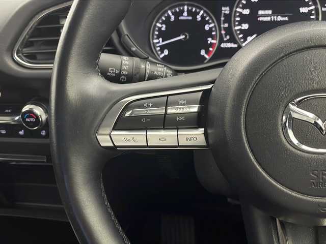 マツダ ＣＸ－３０ 20S プロアクティブツーリングセレ 栃木県 2020(令2)年 4.4万km ソニックシルバーM 純正ナビ/フルセグTV/Bluetooth/３６０°カメラ/パワーシート/ＬＥＤヘッドライト/レーダークルーズコントロール/レーンキープアシストシステム/ヘッドアップディスプレイ/オートハイビーム/オートホールド/パドルシフト/純正１８インチＡＷ/ＥＴＣ/保証書/取扱説明書/３６０°セーフティパッケージ/３６０°セーフティパッケージの内容/３６０°ビュー・モニター＋ドライバー・モニタリング