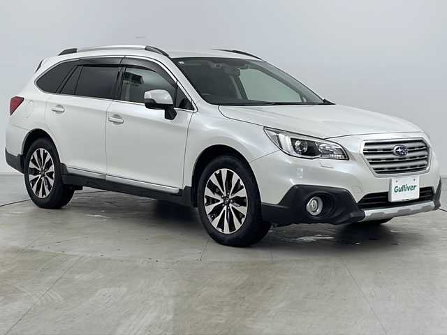 スバル アウトバック リミテッド 道央・札幌 2015(平27)年 6.7万km クリスタルホワイトP ・4WD/・純正8インチナビ&TV&CD&DVD&SD/・パワーバックドア/・アイサイト/・レーダークルーズコントロール/・アイドリングストップ/・パドルシフト/・全席シートヒーター/・前席パワーシート/・メモリ付シート/・レザーシート/・ビルトインETC/・純正フロアマット/・ルーフレール/・LEDヘッドライト/・オートライト/・スマートキー/・スペアキー