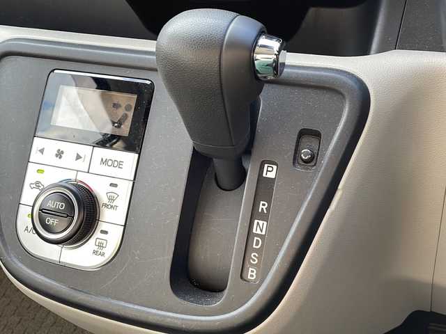 トヨタ パッソ X Gパッケージ 新潟県 2020(令2)年 4.3万km プラムブラウンパールクリスタルシャイン 4WD/純正SDナビ(NMZK-W70D)/CD/DVD/BT/フルセグテレビ/ETC/衝突被害軽減ブレーキ/レーンキープアシスト/ベンチシート/ステアリングスイッチ/コーナーセンサー/スマートキー/プッシュスタート/LEDヘッドライト/オートライト/オートハイビーム/フォグランプ/社外14インチアルミホイール/純正14インチAW冬タイヤ車載