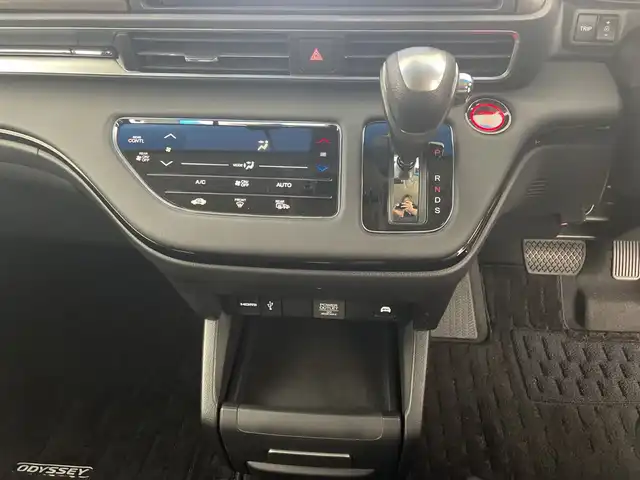 ホンダ オデッセイ ハイブリッド e:HEVアブソルート 新潟県 2021(令3)年 3.5万km プレミアムヴィーナスブラックP ワンオーナー/スマートキー/メモリナビ　型式VXU-217DYi/BT/SD/USB/HDMI/全周囲カメラ/フルセグ/ETC/ドライブレコーダー前後/パワーシート　D席/ハーフレザー/両側パワースライドドア/ホンダセンシング/LEDライト