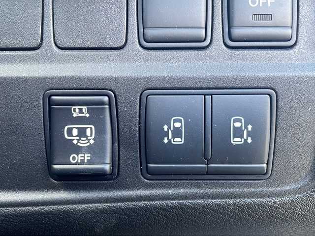 日産 セレナ ハイウェイスター プロパイロットED 京都府 2016(平28)年 6.7万km アズライトブルー 純正９インチナビ　フルセグ　ＤＶＤ再生　Ｂｌｕｅｔｏｏｔｈオーディオ　ＵＳＢ接続　後席フリップダウンモニター　バックカメラ　プロパイロット　エマージェンシーブレーキ　両側パワースライド　ＬＥＤライト