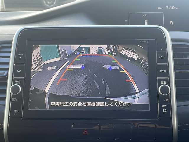 日産 セレナ ハイウェイスター プロパイロットED 京都府 2016(平28)年 6.7万km アズライトブルー 純正９インチナビ　フルセグ　ＤＶＤ再生　Ｂｌｕｅｔｏｏｔｈオーディオ　ＵＳＢ接続　後席フリップダウンモニター　バックカメラ　プロパイロット　エマージェンシーブレーキ　両側パワースライド　ＬＥＤライト