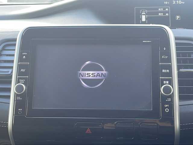 日産 セレナ ハイウェイスター プロパイロットED 京都府 2016(平28)年 6.7万km アズライトブルー 純正９インチナビ　フルセグ　ＤＶＤ再生　Ｂｌｕｅｔｏｏｔｈオーディオ　ＵＳＢ接続　後席フリップダウンモニター　バックカメラ　プロパイロット　エマージェンシーブレーキ　両側パワースライド　ＬＥＤライト