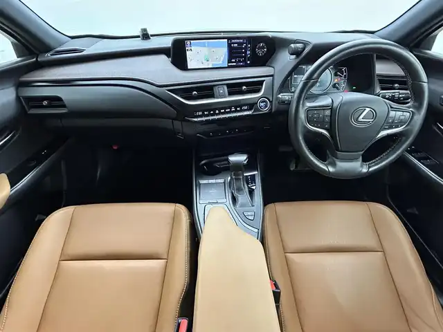 レクサス ＵＸ 250h ブラウンエディション 岡山県 2020(令2)年 3.1万km ソニックチタニウム メーカーナビ/・FM/AM/Bluetooth/フルセグ/CD/DVD/全方位カメラ/ブラウンシート/・パワーシート/・シートヒーター/・シートメモリー/ステアリングヒーター/パワーバックドア/ETC2.0/ドライブレコーダー/Lexus Safety System+/・プリクラッシュセーフティ/・レーントレーシングアシスト/・オートマチックハイビーム/・レーダークルーズコントロール/・コーナーセンサー/BSM/純正18インチアルミ/純正フロアマット/オートブレーキホールド/新車保証書/取扱説明書/スペアキー×１/カードキー×１