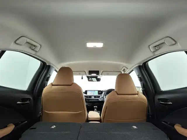 レクサス ＵＸ 250h ブラウンエディション 岡山県 2020(令2)年 3.1万km ソニックチタニウム メーカーナビ/・FM/AM/Bluetooth/フルセグ/CD/DVD/全方位カメラ/ブラウンシート/・パワーシート/・シートヒーター/・シートメモリー/ステアリングヒーター/パワーバックドア/ETC2.0/ドライブレコーダー/Lexus Safety System+/・プリクラッシュセーフティ/・レーントレーシングアシスト/・オートマチックハイビーム/・レーダークルーズコントロール/・コーナーセンサー/BSM/純正18インチアルミ/純正フロアマット/オートブレーキホールド/新車保証書/取扱説明書/スペアキー×１/カードキー×１
