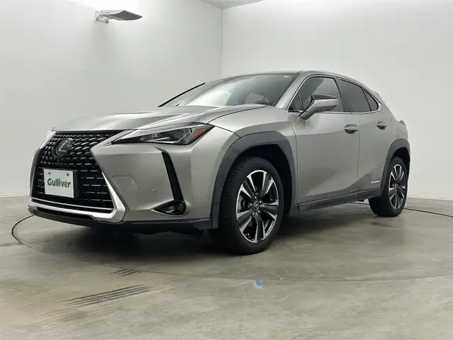 レクサス ＵＸ 250h ブラウンエディション 岡山県 2020(令2)年 3.1万km ソニックチタニウム メーカーナビ/・FM/AM/Bluetooth/フルセグ/CD/DVD/全方位カメラ/ブラウンシート/・パワーシート/・シートヒーター/・シートメモリー/ステアリングヒーター/パワーバックドア/ETC2.0/ドライブレコーダー/Lexus Safety System+/・プリクラッシュセーフティ/・レーントレーシングアシスト/・オートマチックハイビーム/・レーダークルーズコントロール/・コーナーセンサー/BSM/純正18インチアルミ/純正フロアマット/オートブレーキホールド/新車保証書/取扱説明書/スペアキー×１/カードキー×１