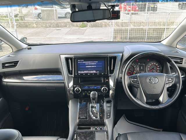トヨタ ヴェルファイア Z Gエディション 沖縄県 2019(令1)年 2.2万km ブラック 純正ナビ/【AM・FM・TV・BT・USB・SD・CD・DVD】/フリップダウンモニター/パワーシート/シートメモリ/シートヒーター/エアシート/ステアリングヒーター/オットマン/電動リアゲート/両側パワスラ/レーダークルコン/Bカメラ/ETC2.0/前後ドラレコ/前後コーナーセンサー/100V電源