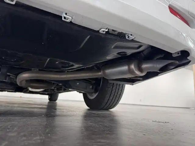 トヨタ アルファードハイブリット X 三重県 2020(令2)年 3.8万km ホワイトパールクリスタルシャイン ハイブリッド/E-Four（4WD）/MTモード付インパネCVT/純正 9インチナビ/（AM/FM/CD/DVD/TV/USB/iPod/Bluetooth/CarPlay/AndroidAuto）/純正 12.1インチ後席モニター V12T-R68C/バックカメラ/両側パワースライドドア/ドライブレコーダー 前後/ビルトイン ETC2.0/Toyota Safety Sense/●プリクラッシュセーフティ/●レーントレーシングアシスト/●オートハイビーム/●レーダークルコン/●ロードサインアシスト/・インテリジェントクリアランスソナー［パーキングサポートブレーキ（静止物）］/装備/・【OP】ツインムーンルーフ/・オットマンシート/・左右＆後席独立オートエアコン/・オートライト/・LED ヘッドランプ＆フロントフォグランプ/・ステアリングスイッチ/・純正16inAW/・電子パーキングブレーキ＆ブレーキホールド/・プッシュスタート/・スマートキーx2、純正リモコンスターターx1/など