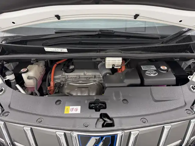 トヨタ アルファードハイブリット X 三重県 2020(令2)年 3.8万km ホワイトパールクリスタルシャイン ハイブリッド/E-Four（4WD）/MTモード付インパネCVT/純正 9インチナビ/（AM/FM/CD/DVD/TV/USB/iPod/Bluetooth/CarPlay/AndroidAuto）/純正 12.1インチ後席モニター V12T-R68C/バックカメラ/両側パワースライドドア/ドライブレコーダー 前後/ビルトイン ETC2.0/Toyota Safety Sense/●プリクラッシュセーフティ/●レーントレーシングアシスト/●オートハイビーム/●レーダークルコン/●ロードサインアシスト/・インテリジェントクリアランスソナー［パーキングサポートブレーキ（静止物）］/装備/・【OP】ツインムーンルーフ/・オットマンシート/・左右＆後席独立オートエアコン/・オートライト/・LED ヘッドランプ＆フロントフォグランプ/・ステアリングスイッチ/・純正16inAW/・電子パーキングブレーキ＆ブレーキホールド/・プッシュスタート/・スマートキーx2、純正リモコンスターターx1/など